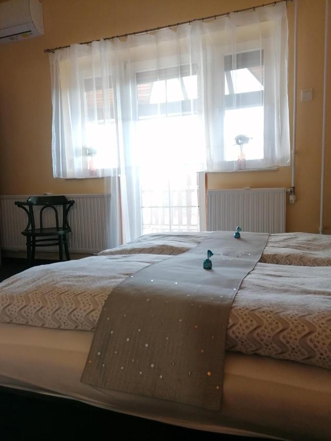 Apartmán Bianco Šoproň Exteriér fotografie