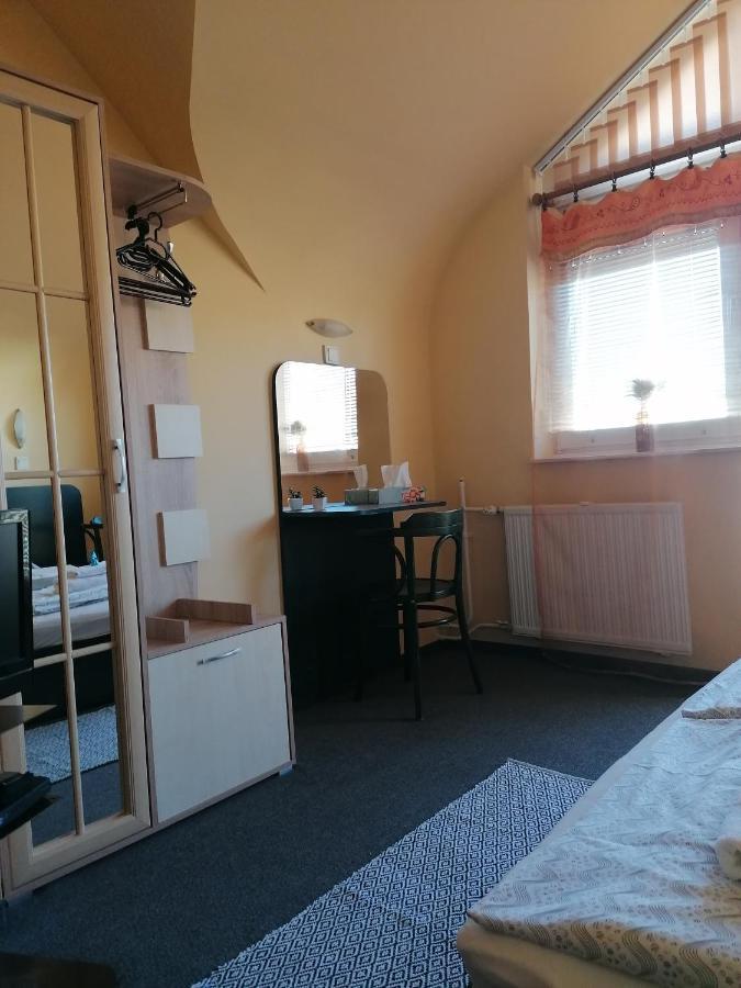 Apartmán Bianco Šoproň Exteriér fotografie