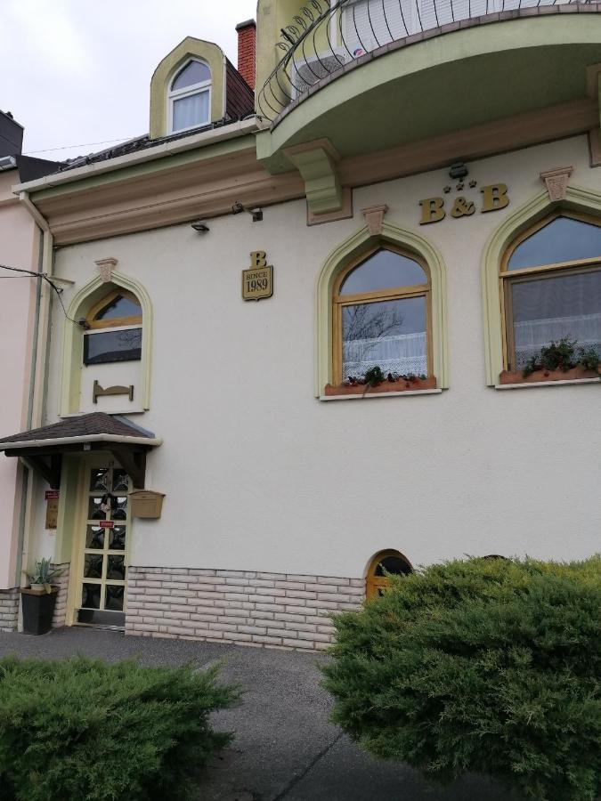 Apartmán Bianco Šoproň Exteriér fotografie